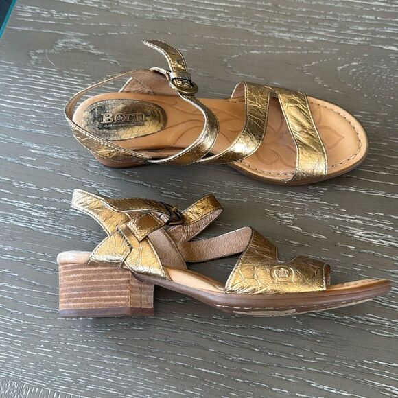 Born Metallic Gold Leather Strappy Sandals Mid Block Heel Casual Women’s Size 7M - Picture 1 of 12
